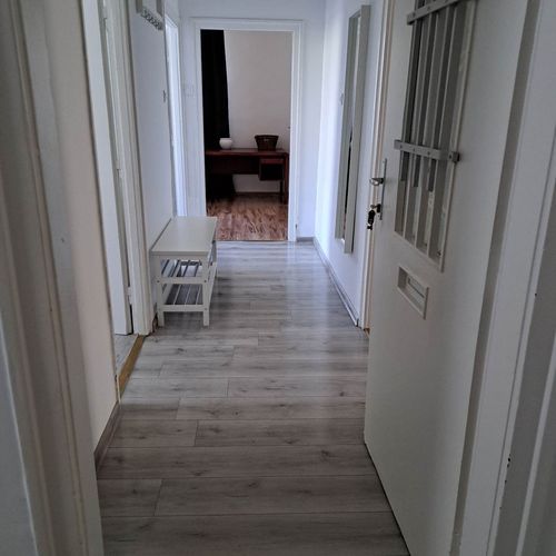 Apartament standard la parter pentru 6 pers. (se inchirieaza doar integral)
