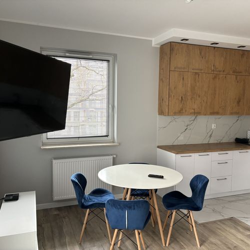 Apartament pentru 4 pers. (se inchirieaza doar integral)