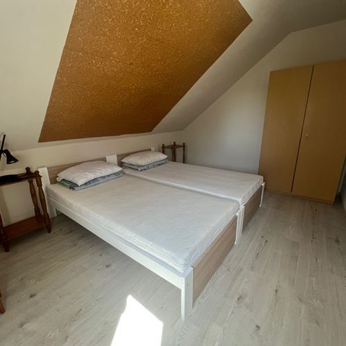 Casă de vară art întreaga unitate pentru 15 pers. (se inchirieaza doar integral)