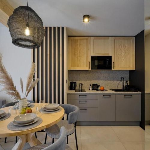 Apartament 5-osobowy z łazienką z tarasem z 2 pomieszczeniami sypialnianymi