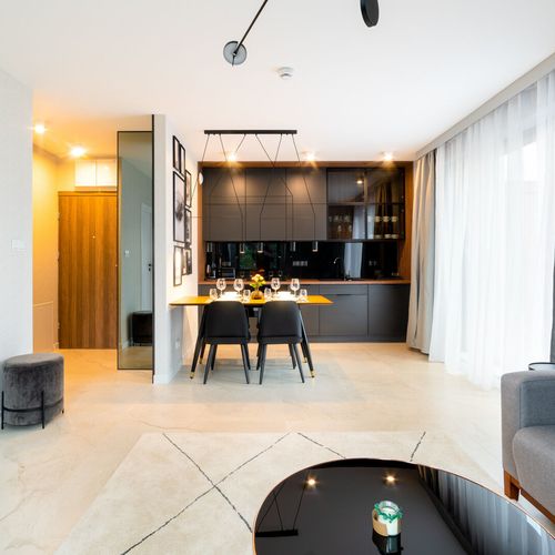 Apartament 4-osobowy z tarasem z widokiem na góry z 2 pomieszczeniami sypialnianymi