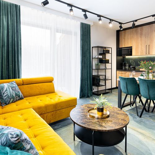 Apartament 4-osobowy z balkonem z widokiem na góry z 2 pomieszczeniami sypialnianymi