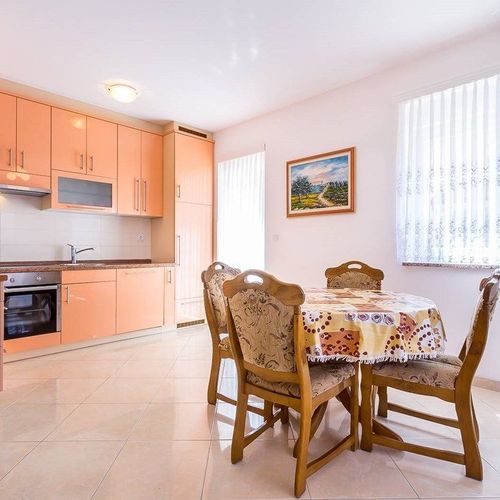 Apartament cu 3 camere pentru 5 pers.