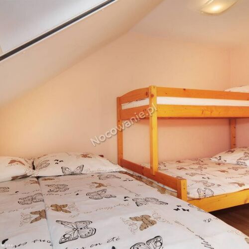 Apartament 4-osobowy z balkonem z łazienką