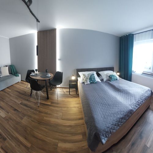 Camera tripla cu chicinetă proprie cu vedere spre munte