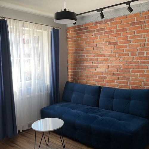 Apartament la parter cu vedere spre pădure cu 2 camere pentru 5 pers.