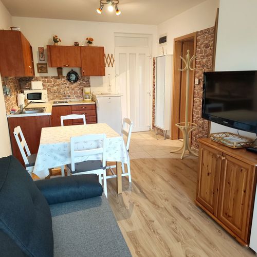Apartament confort cu aer condiționat cu 2 camere pentru 4 pers.