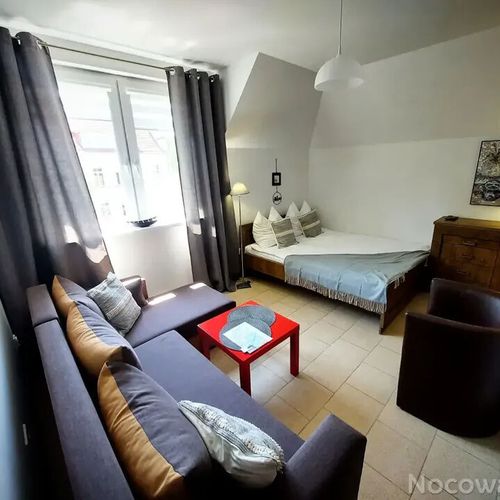 Camera cvadrupla cu baie cu chicinetă comună (se poate solicita pat suplimentar)