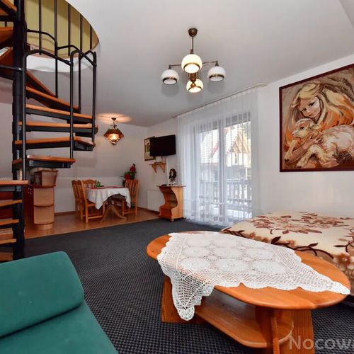 Apartament 4-osobowy z 1 pomieszczeniem sypialnianym