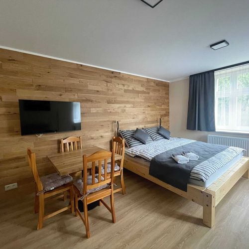 Apartman se sprchou s vlastní kuchyňkou pro 2 os. (s možností přistýlky)