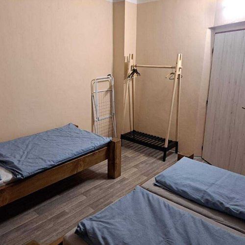 Apartament cu duș cu chicinetă proprie pentru 5 pers.