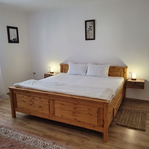 Apartament confort întreaga unitate cu 2 camere pentru 4 pers.