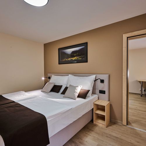 Rodinný  Apartman s manželskou postelí s 1 ložnicí (s možností přistýlky)
