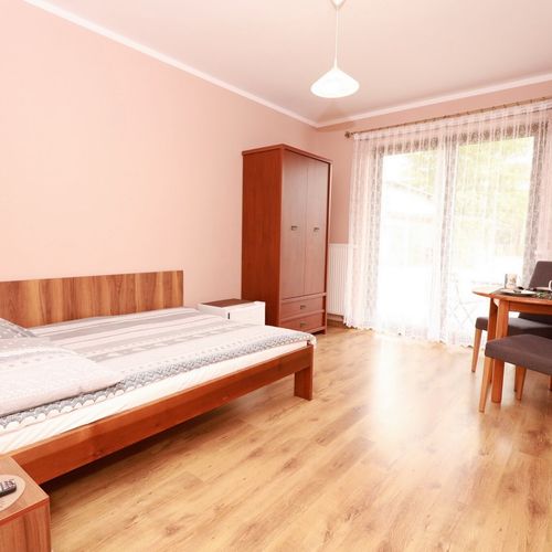 Pokój 2-osobowy z łazienką z tarasem