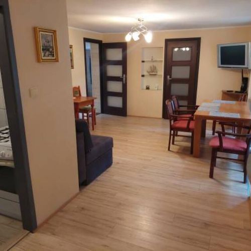 Casă de vacanță pentru 11 pers. (se inchirieaza doar integral)