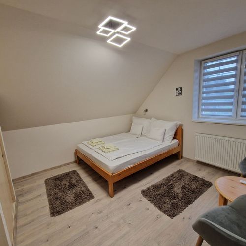 Apartament la etaj cu 3 camere pentru 7 pers.