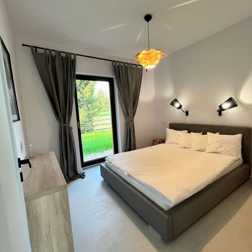 Casă de vacanță întreaga unitate pentru 7 pers. (se inchirieaza doar integral)
