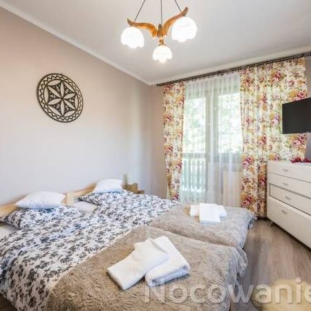 Apartament 4-osobowy z widokiem na góry z 2 pomieszczeniami sypialnianymi