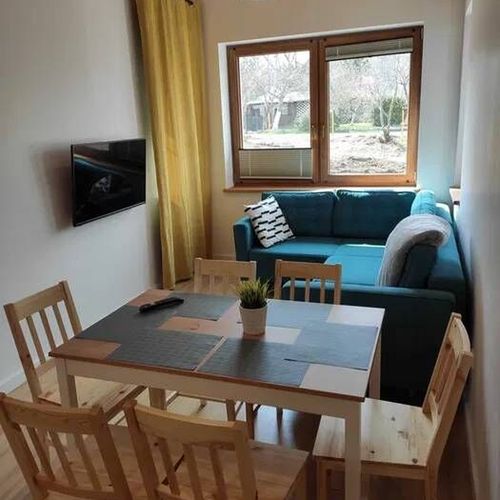 Apartament 6-osobowy z łazienką z widokiem na ogród z 2 pomieszczeniami sypialnianymi