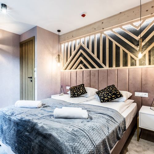 Apartament superior cu vedere spre munte cu 3 camere pentru 6 pers.