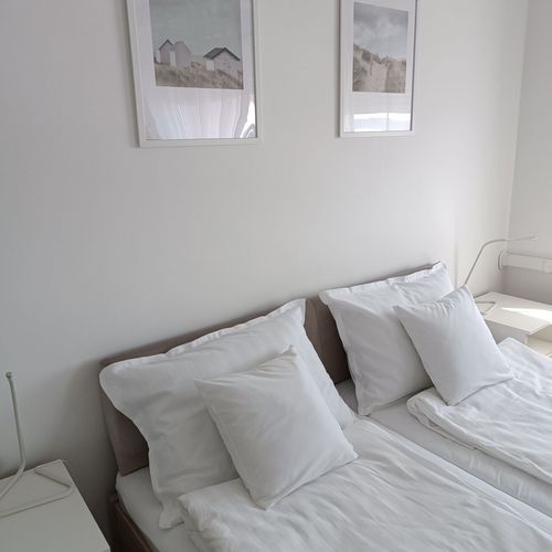 Apartament întreaga unitate cu aer condiționat pentru 3 pers. (se inchirieaza doar integral) (se poate solicita pat suplimentar)