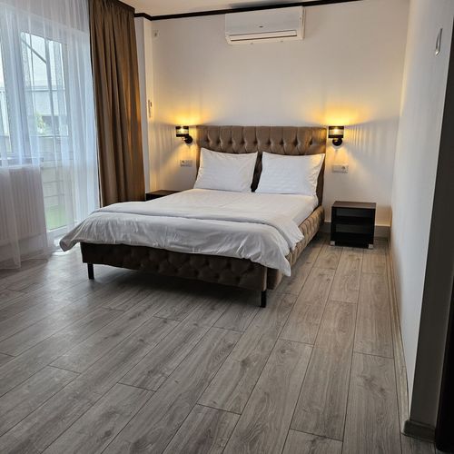 Deluxe Pokoj s manželskou postelí s výhledem do zahrady