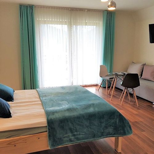 Apartament 4-osobowy na piętrze z widokiem na góry z 1 pomieszczeniem sypialnianym