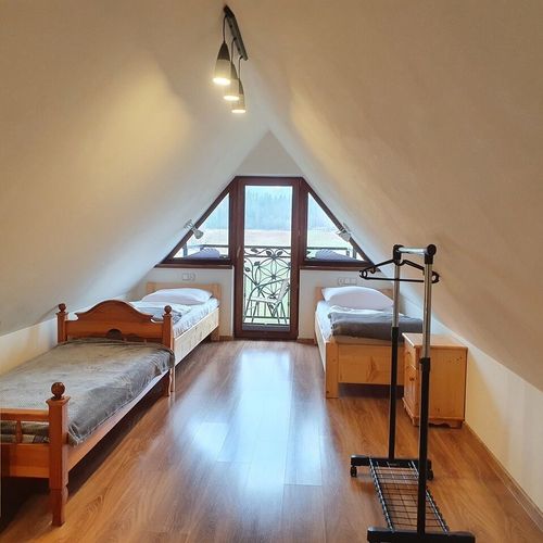 Apartament 5-osobowy na piętrze z widokiem na góry z 2 pomieszczeniami sypialnianymi