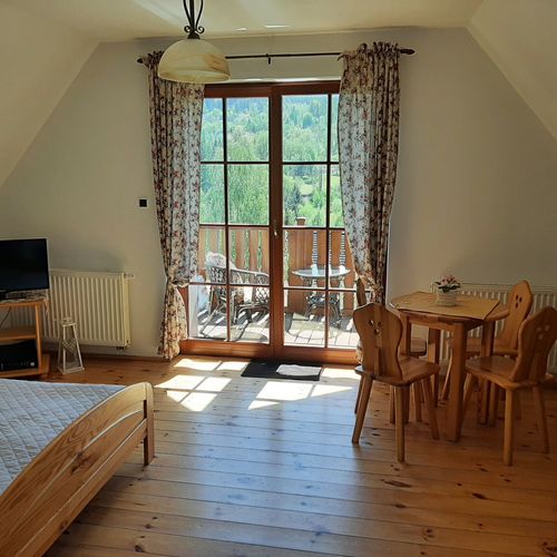 Apartament 4-osobowy z dostępem do ogrodu z widokiem na góry z 1 pomieszczeniem sypialnianym