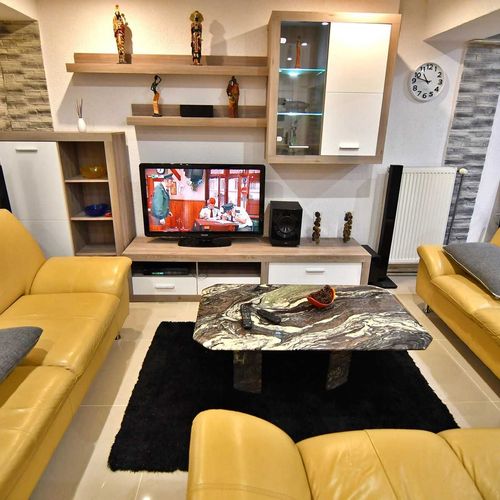 Apartament deluxe cu duș cu 1 camera pentru 4 pers.