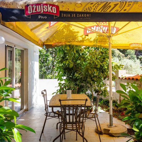 Apartament 2-osobowy z klimatyzacją z tarasem z 1 pomieszczeniem sypialnianym A-22375-a