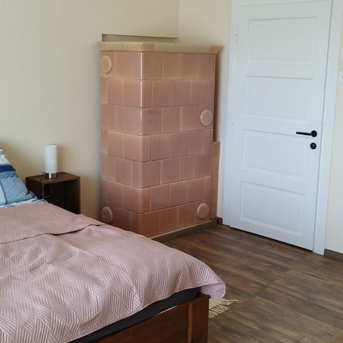 Apartament familial(ă) cu aer condiționat pentru 4 pers. (se inchirieaza doar integral)