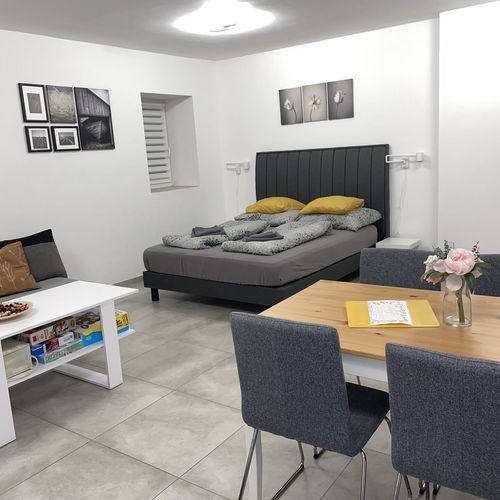 Rodinný Apartman pro 4 os. s 1 ložnicí na poschodí (s možností přistýlky)