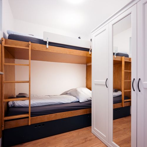 Apartament cu vedere spre munte cu panoramă cu 2 camere pentru 6 pers.