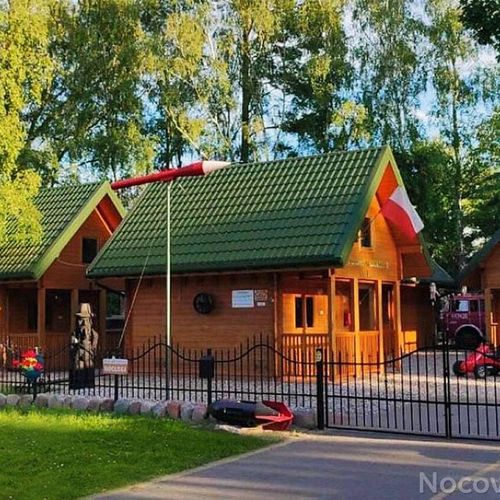 Cabană cu duș cu grădină pentru 6 pers. (se inchirieaza doar integral)