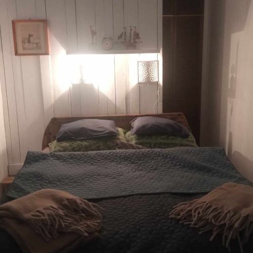Apartament la parter cu vedere spre curte cu 1 camera pentru 2 pers.