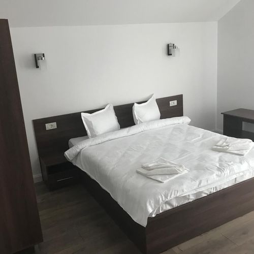 Camera dubla la etaj cu cadă
