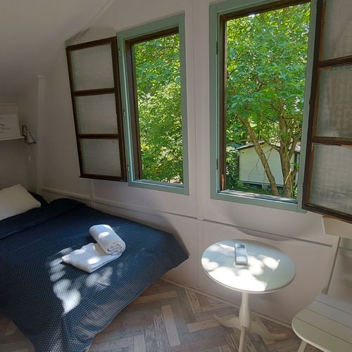 Casă de vacanță întreaga unitate cu vedere spre munte pentru 6 pers. (se inchirieaza doar integral)