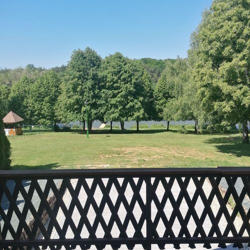 Apartman s koupelnou pro 2 os. s 1 ložnicí s výhledem na jezero (s možností přistýlky)