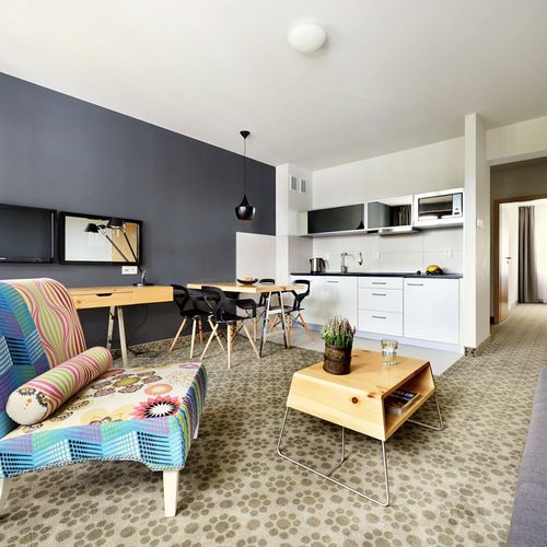 Apartament 6-osobowy Superior z widokiem na góry z 3 pomieszczeniami sypialnianymi
