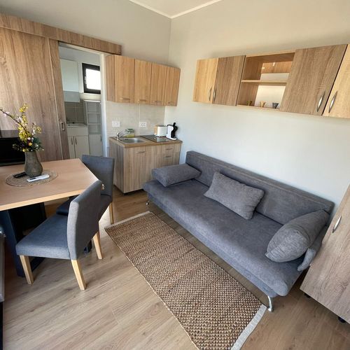 Apartament confort cu terasă cu 2 camere pentru 3 pers.