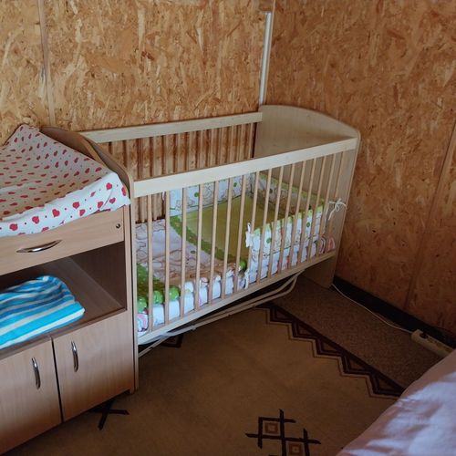 Casă de vară familial(ă) cu vedere spre curte pentru 6 pers. (se inchirieaza doar integral) (se poate solicita pat suplimentar)
