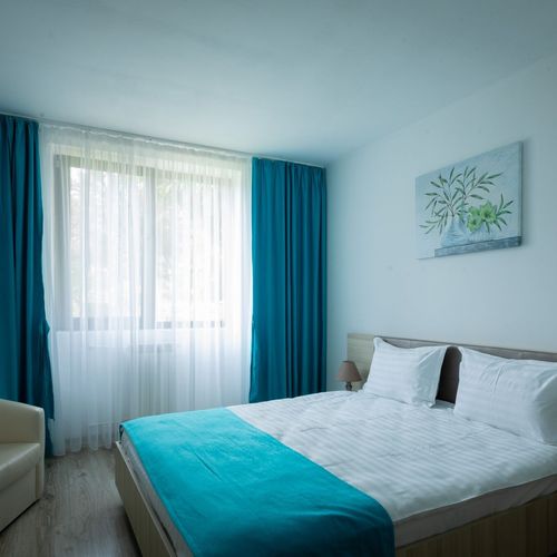 Apartament standard cu 2 camere pentru 3 pers.