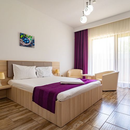 Apartament superior cu 2 camere pentru 3 pers.