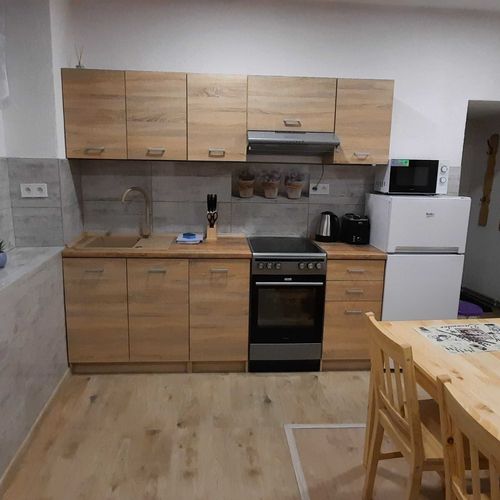 Apartman se sprchou s vlastní kuchyňkou pro 3 os. (s možností přistýlky)