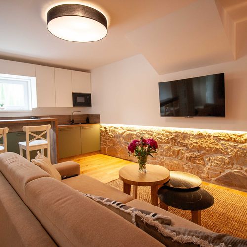 Apartman se sprchou s vlastní kuchyňkou pro 4 os. se 2 ložnicemi