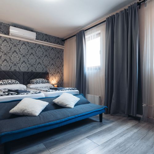 Apartament premium la parter cu 2 camere pentru 4 pers.