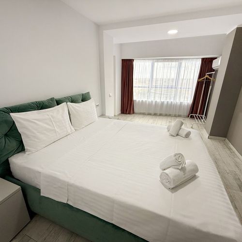 Apartament premium cu vedere spre mare cu 3 camere pentru 5 pers.