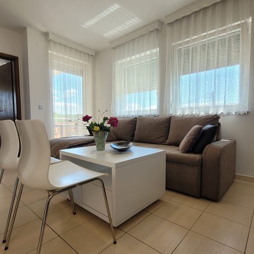 Apartament cu vedere spre pădure a cu 2 camere pentru 3 pers.