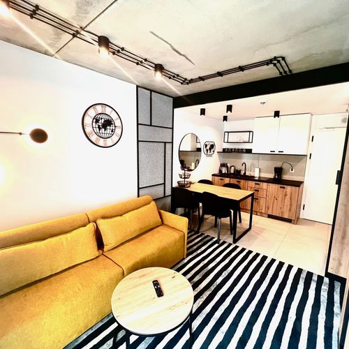 Apartament deluxe la etaj cu 1 camera pentru 4 pers.